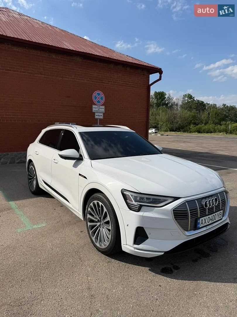 Audi e-tron, 2019