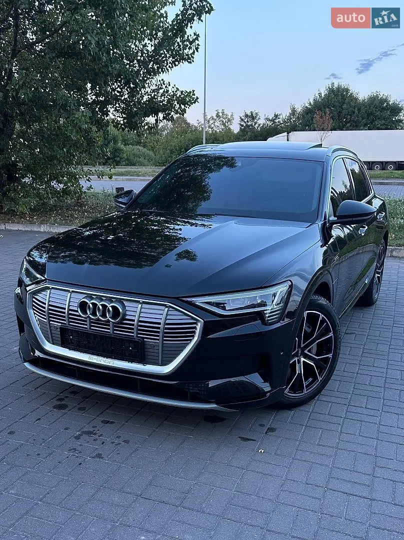 Audi e-tron, 2019