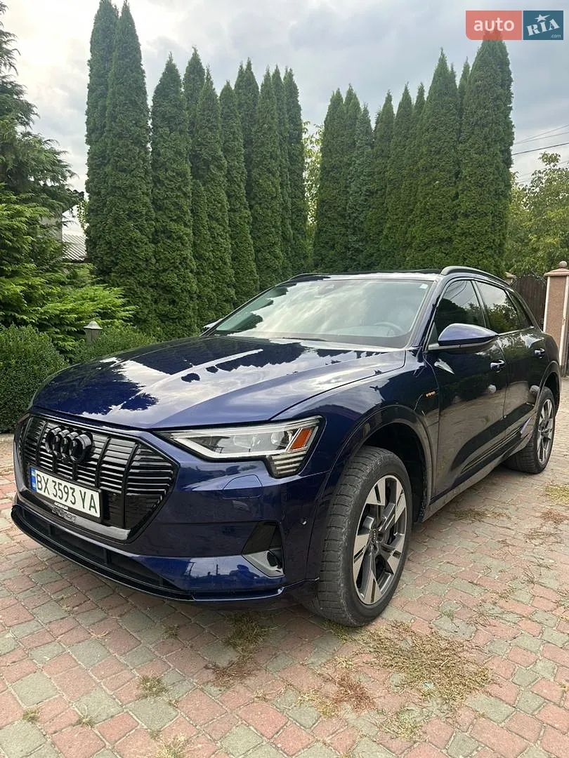 Audi e-tron, 2022