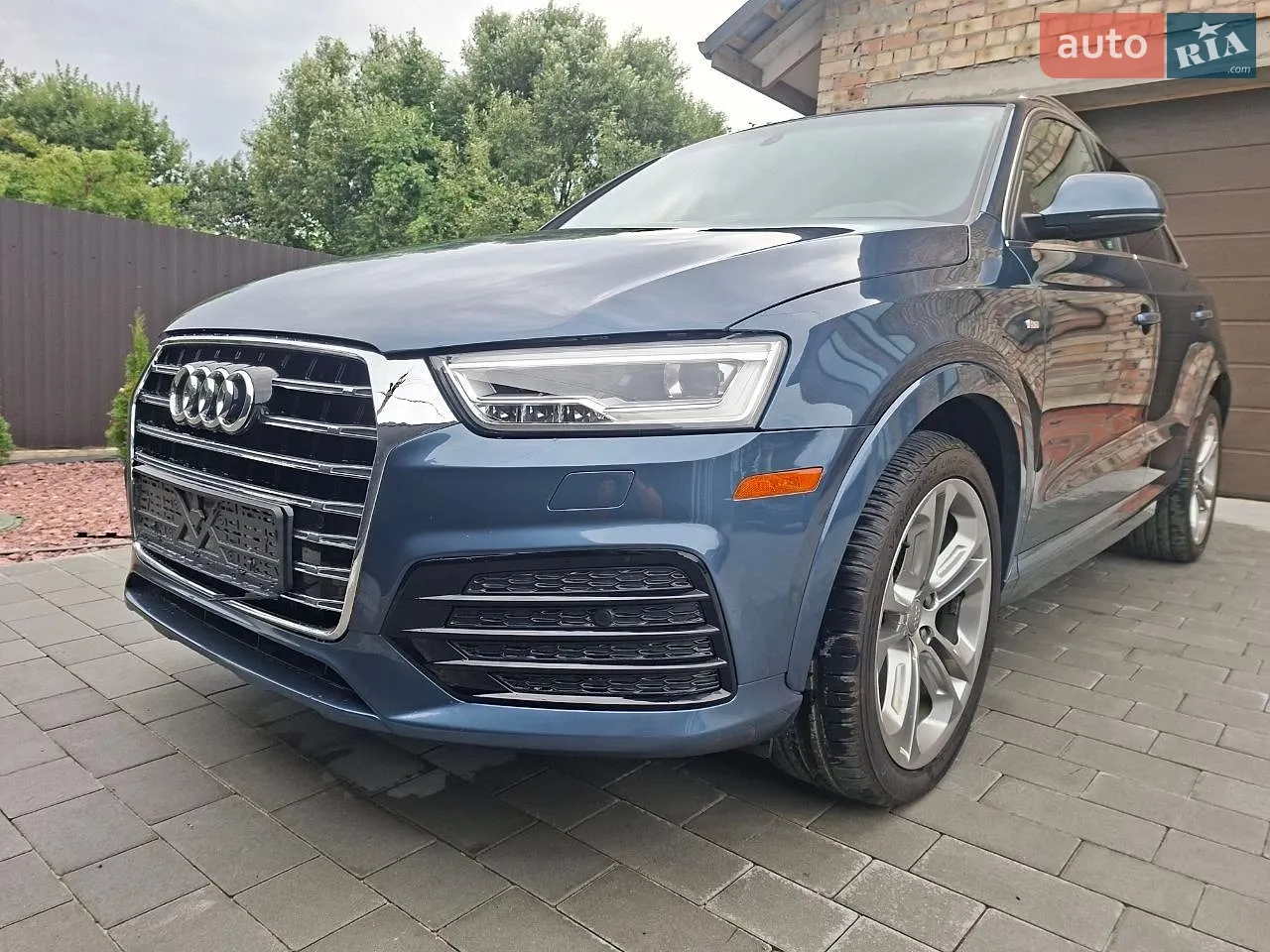Audi Q3 2017 — 1