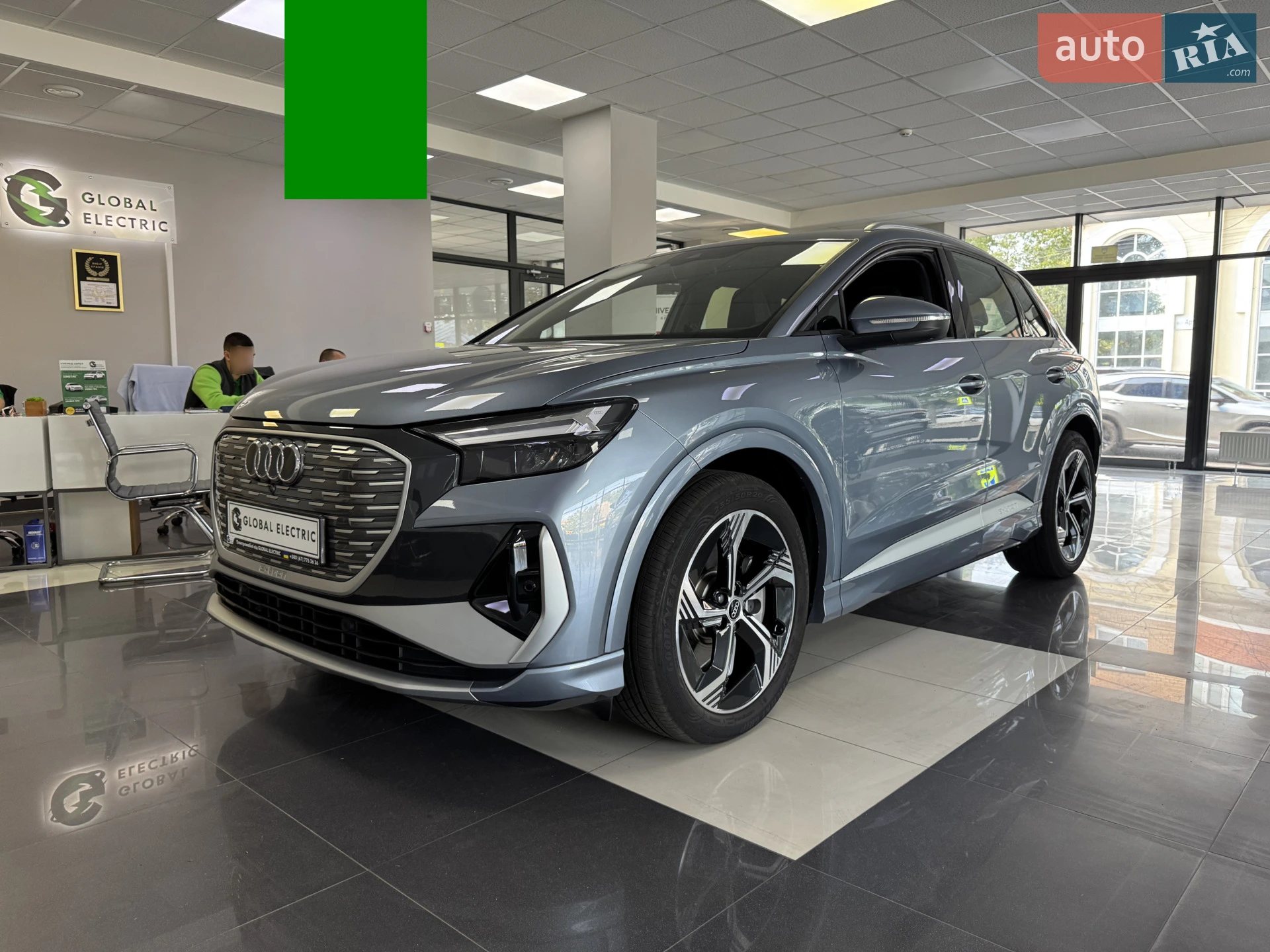 Audi Q4 e-tron, 2024