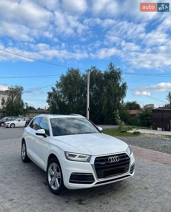 Audi Q5 2018 — 1