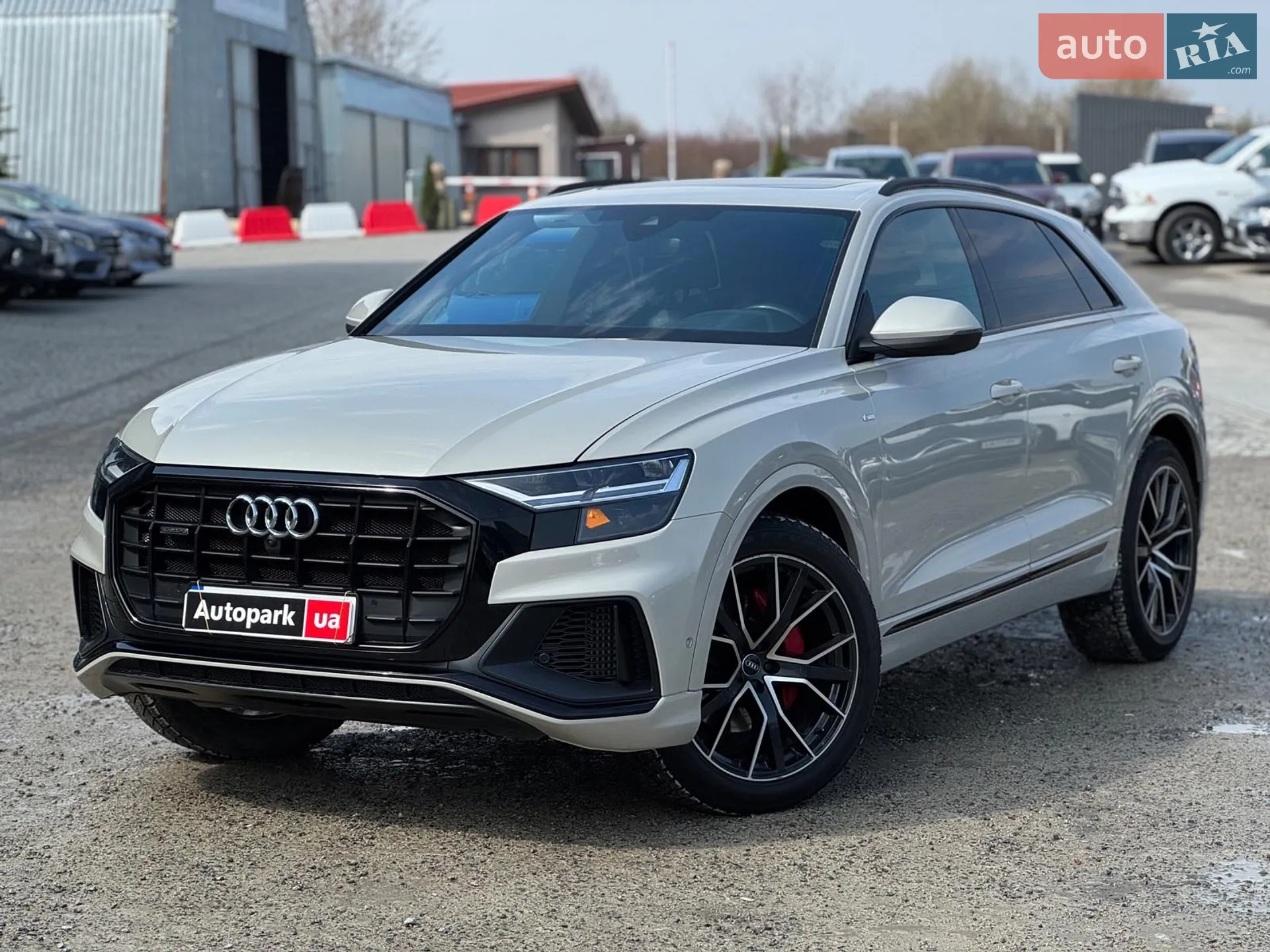 Audi Q8, 2020