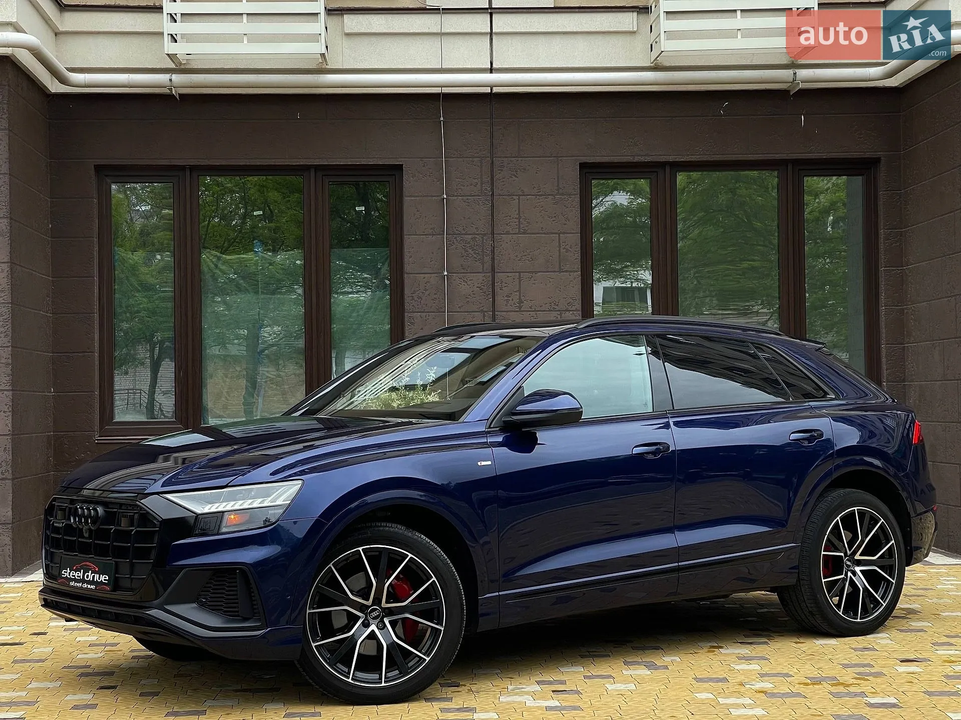 Audi Q8 2018 — 1