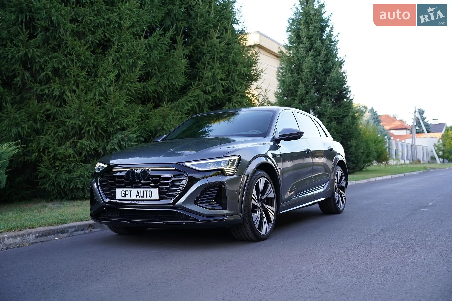 Audi SQ8 e-tron, 2023