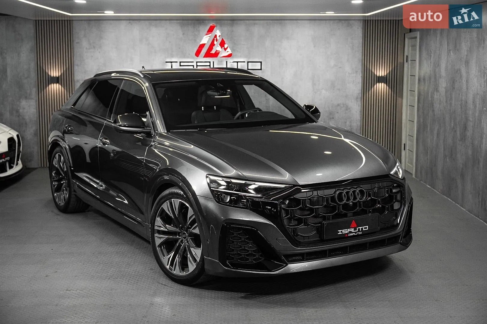 Audi SQ8, 2024