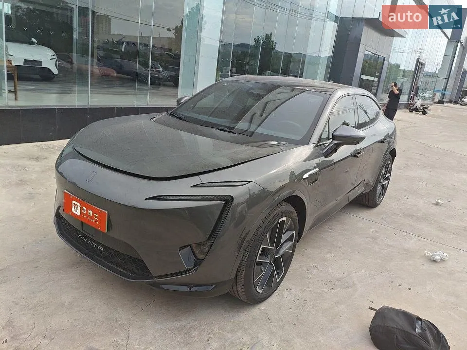 Avatr 11, 2025