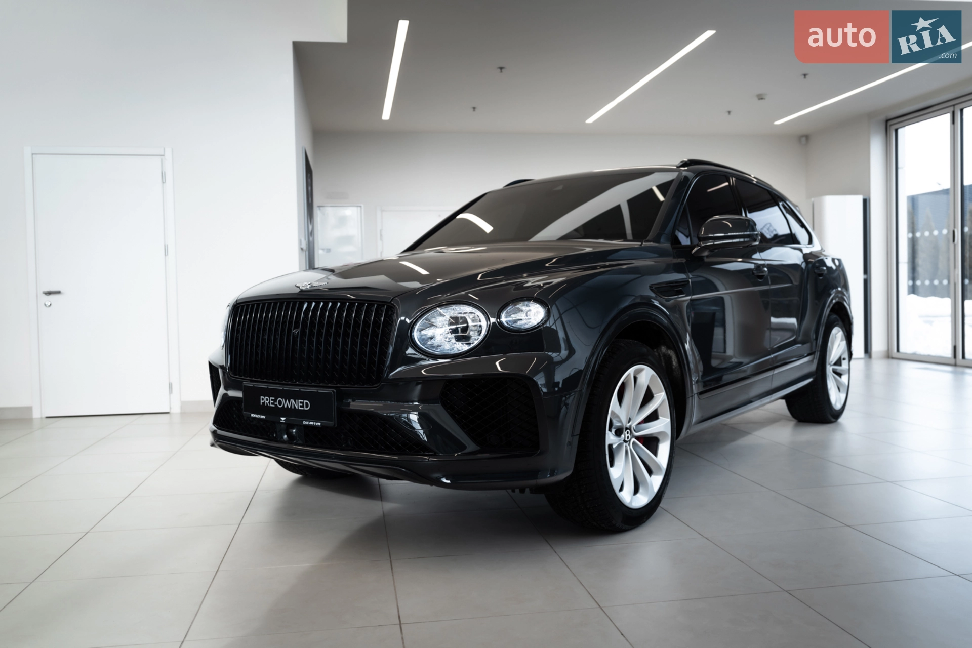 Bentley Bentayga, 2024