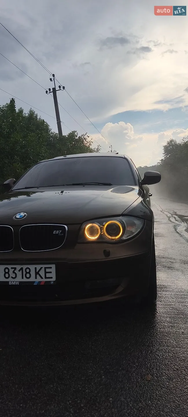 BMW 1 Series, 2011
