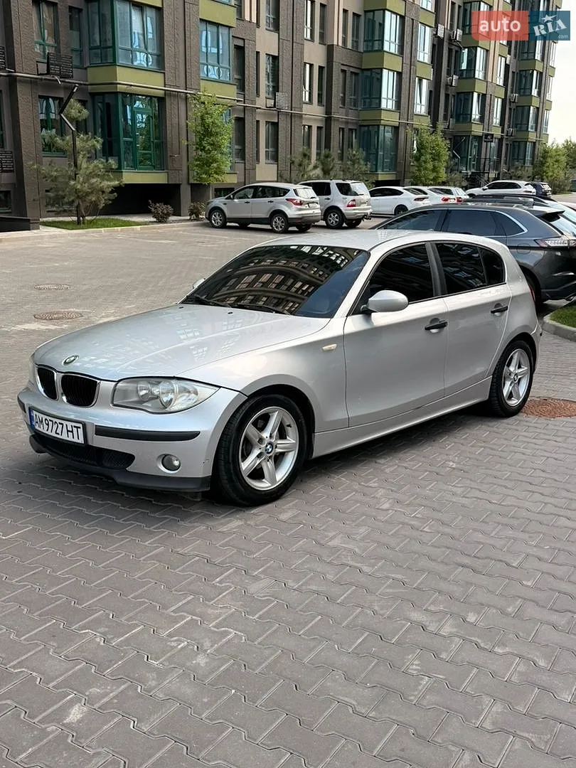 BMW 1 Series, 2004