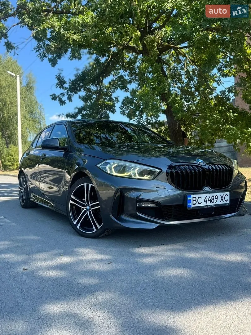 BMW 1 Series, 2020