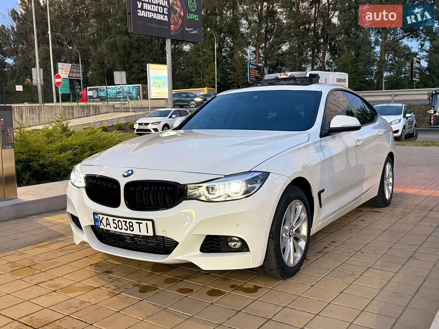 BMW 3 Series GT, 2017