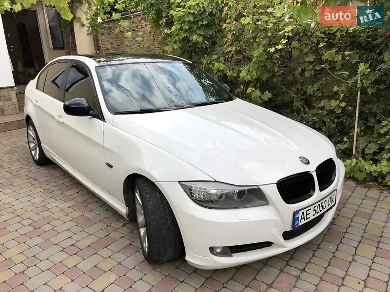 BMW 3 Series, 2010