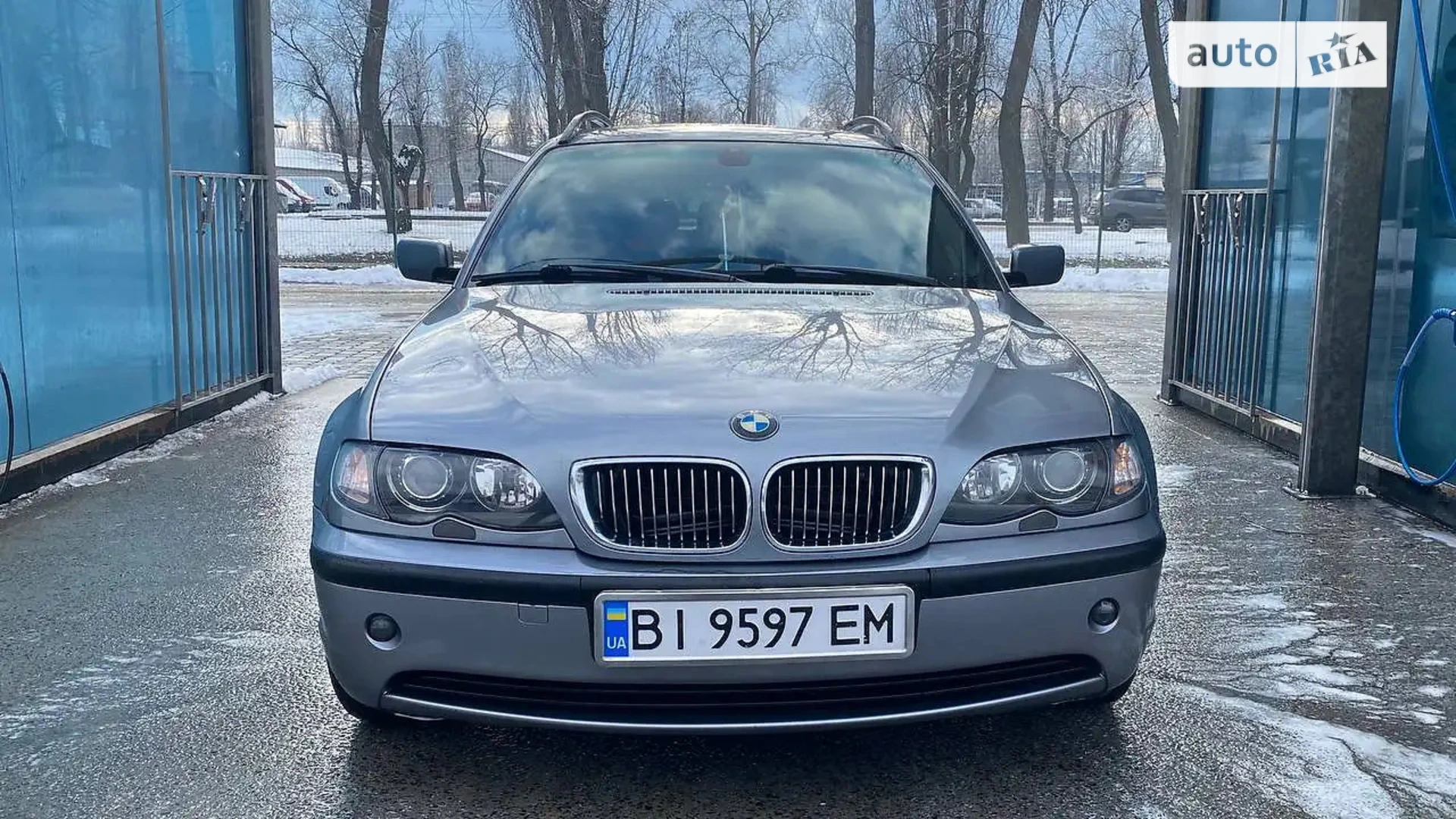 BMW 3 Series, 2005