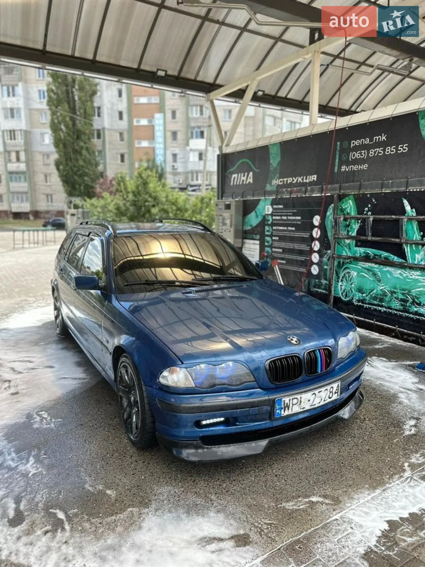 BMW 3 Series, 2001