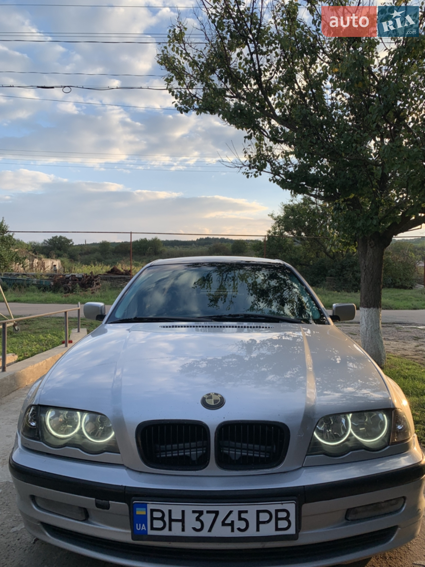 BMW 3 Series, 1998