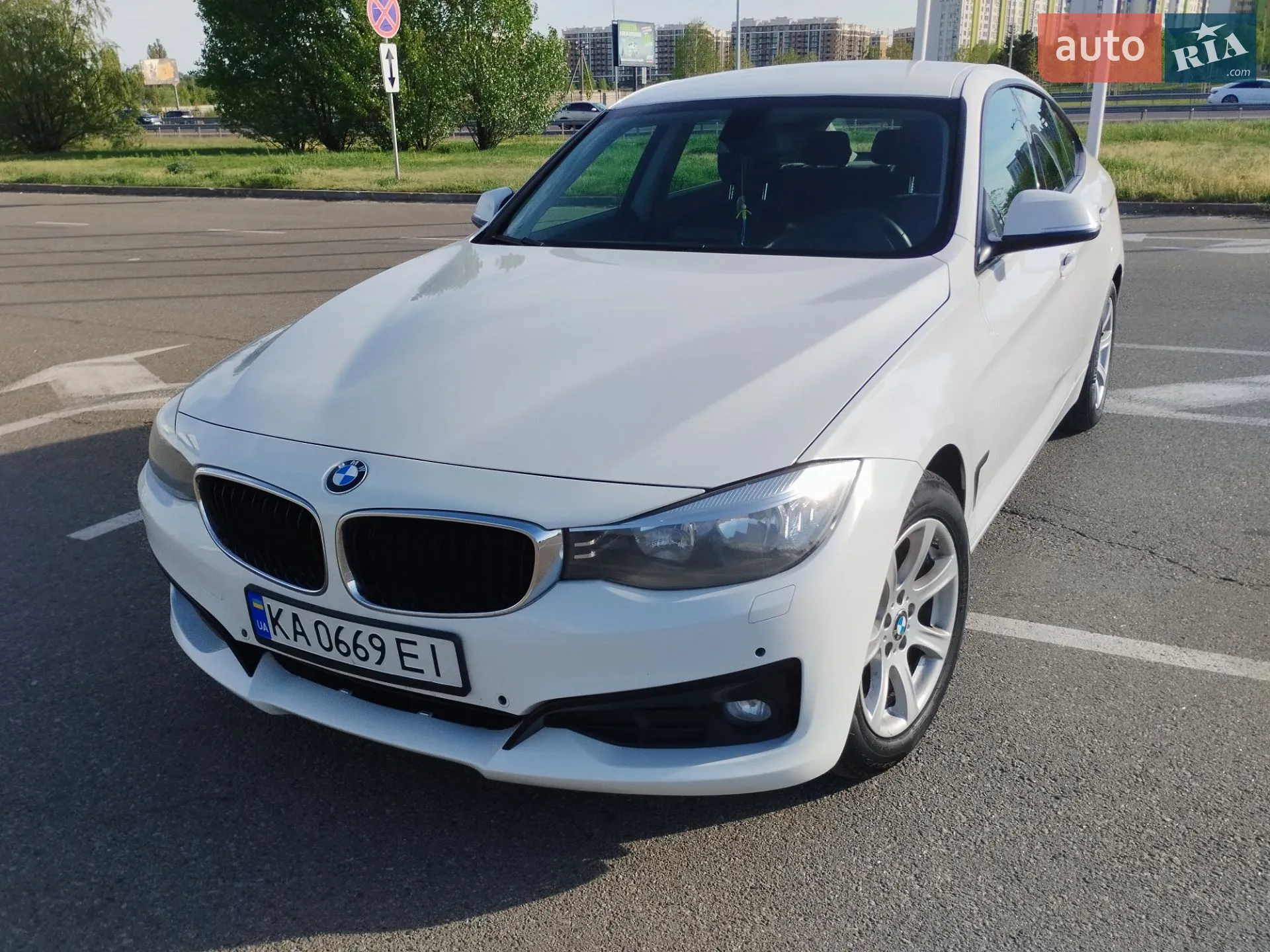 BMW 3 Series, 2016