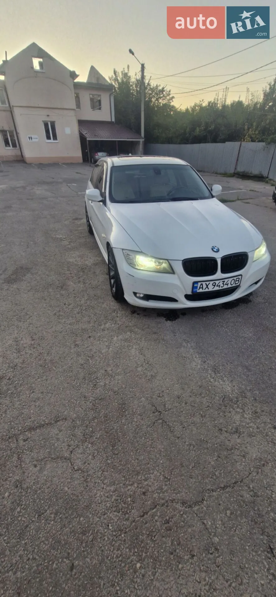BMW 3 Series, 2011