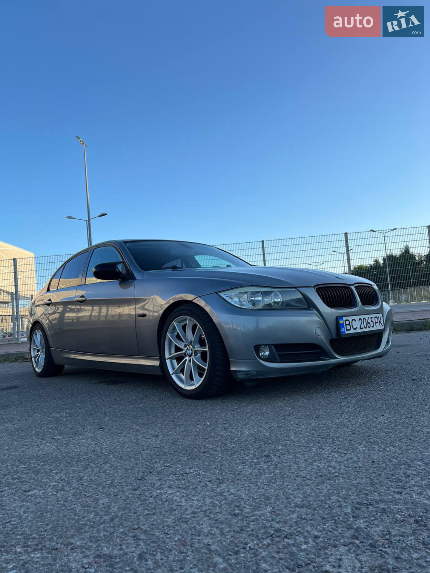 BMW 3 Series, 2009