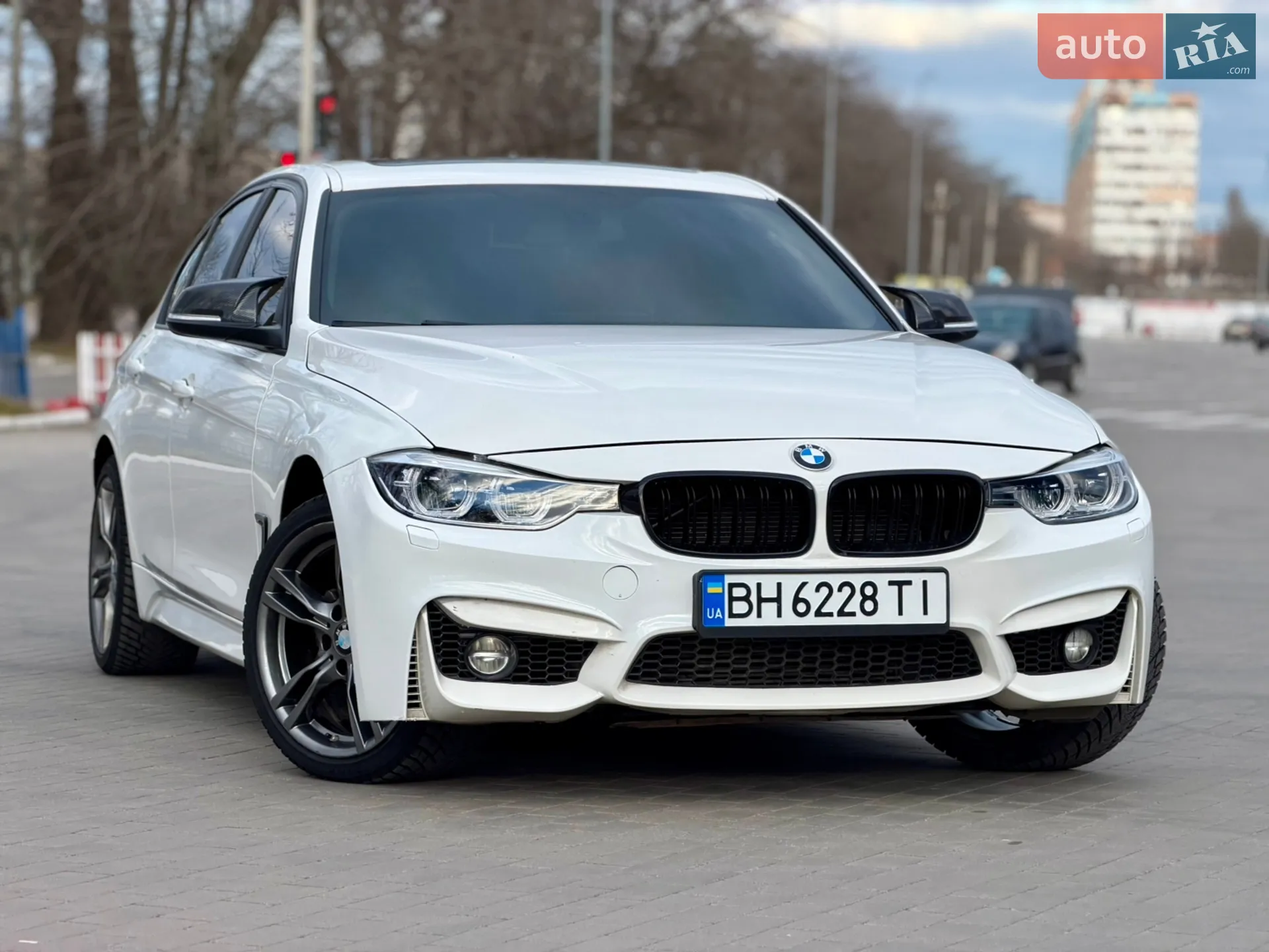 BMW 3 Series, 2016