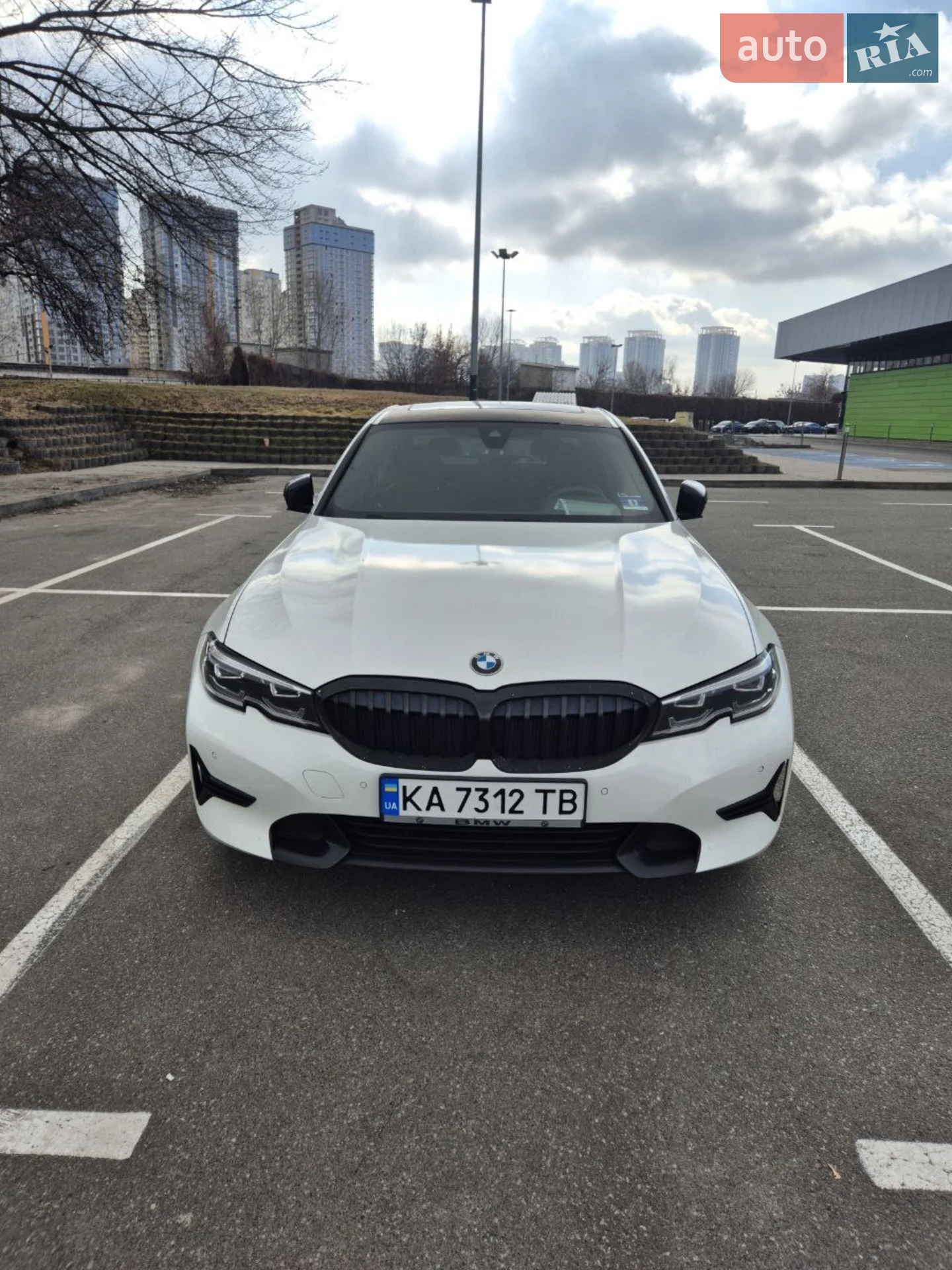 BMW 3 Series, 2019