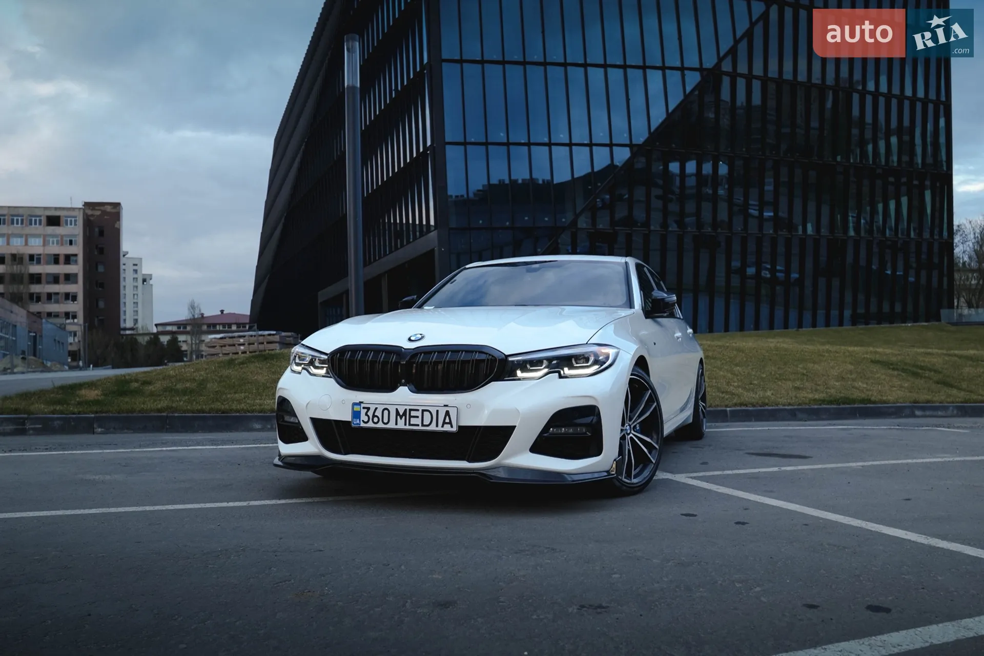 BMW 3 Series, 2020