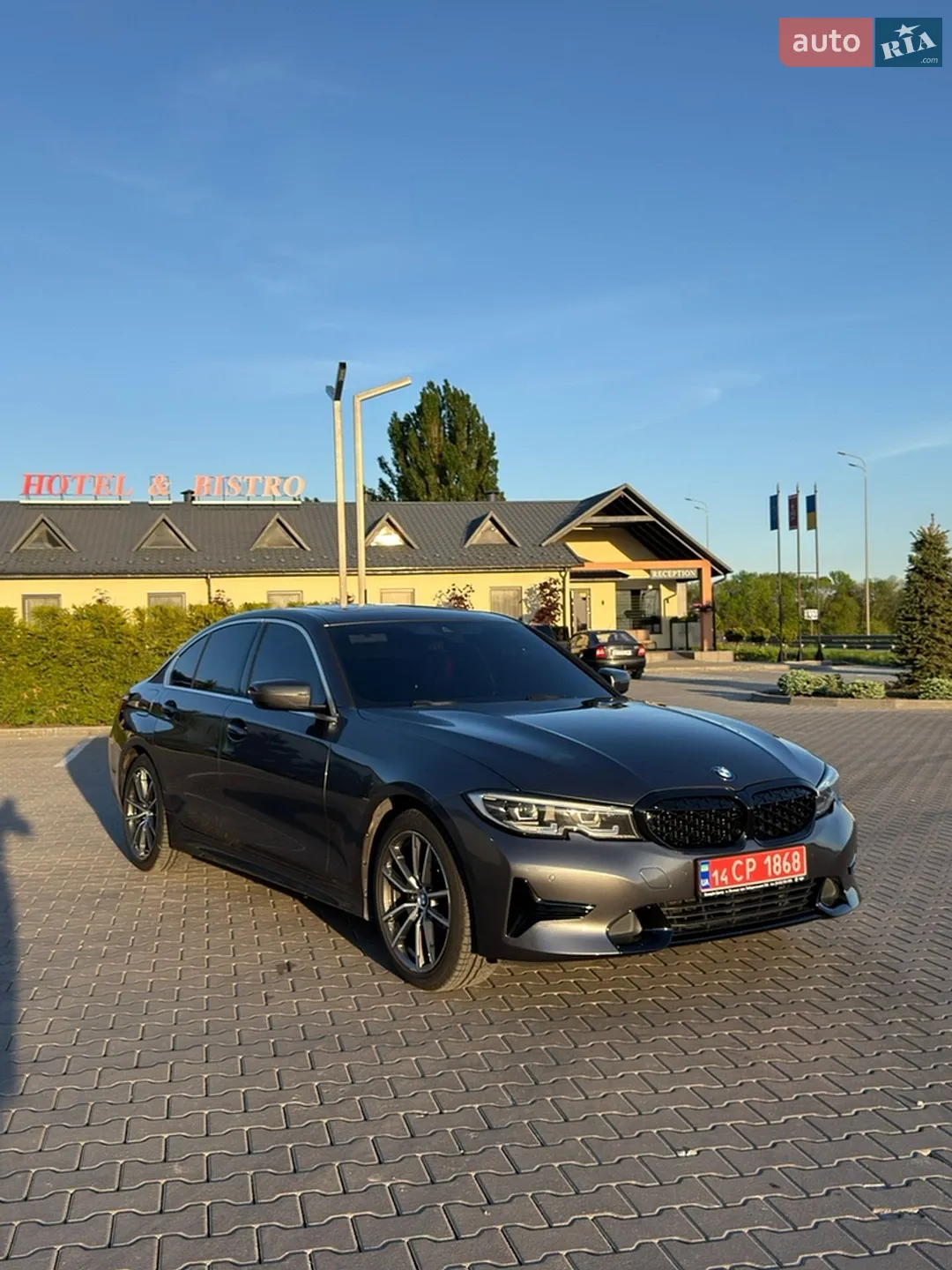 BMW 3 Series, 2019