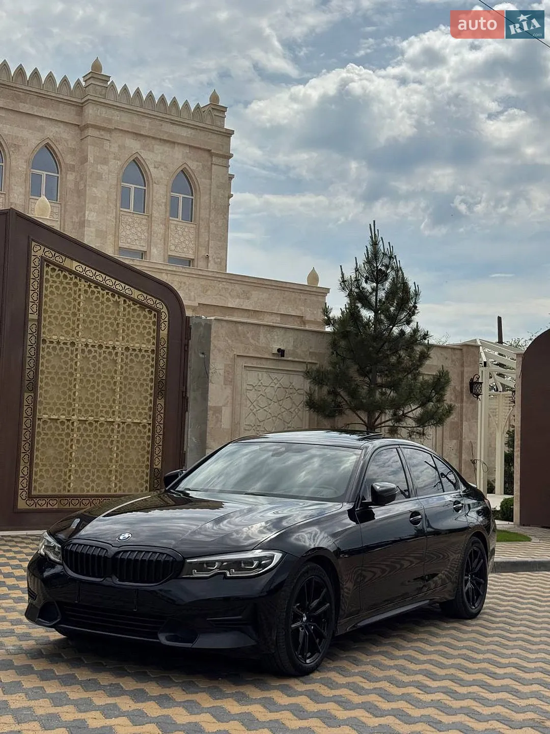 BMW 3 Series, 2019