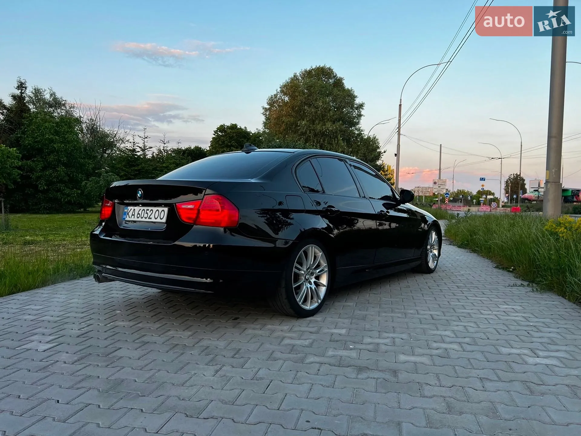 BMW 3 Series, 2010