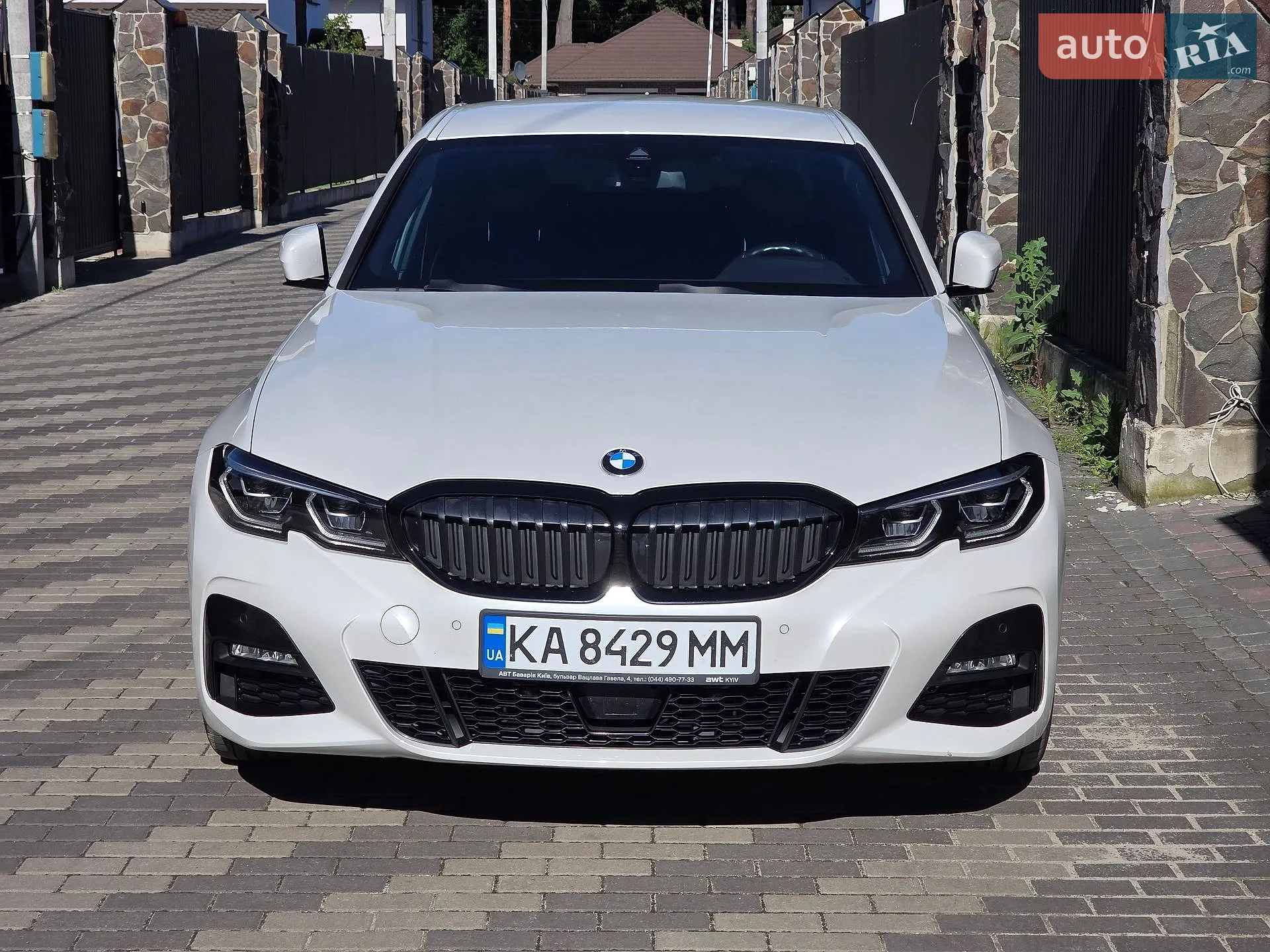 BMW 3 Series, 2022