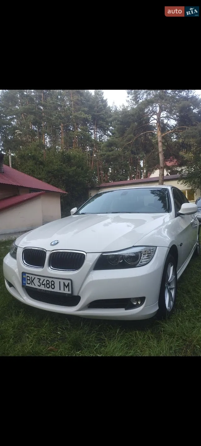 BMW 3 Series, 2010