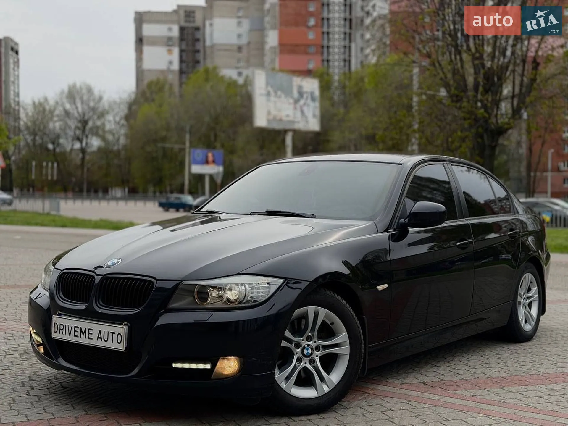 BMW 3 Series, 2011