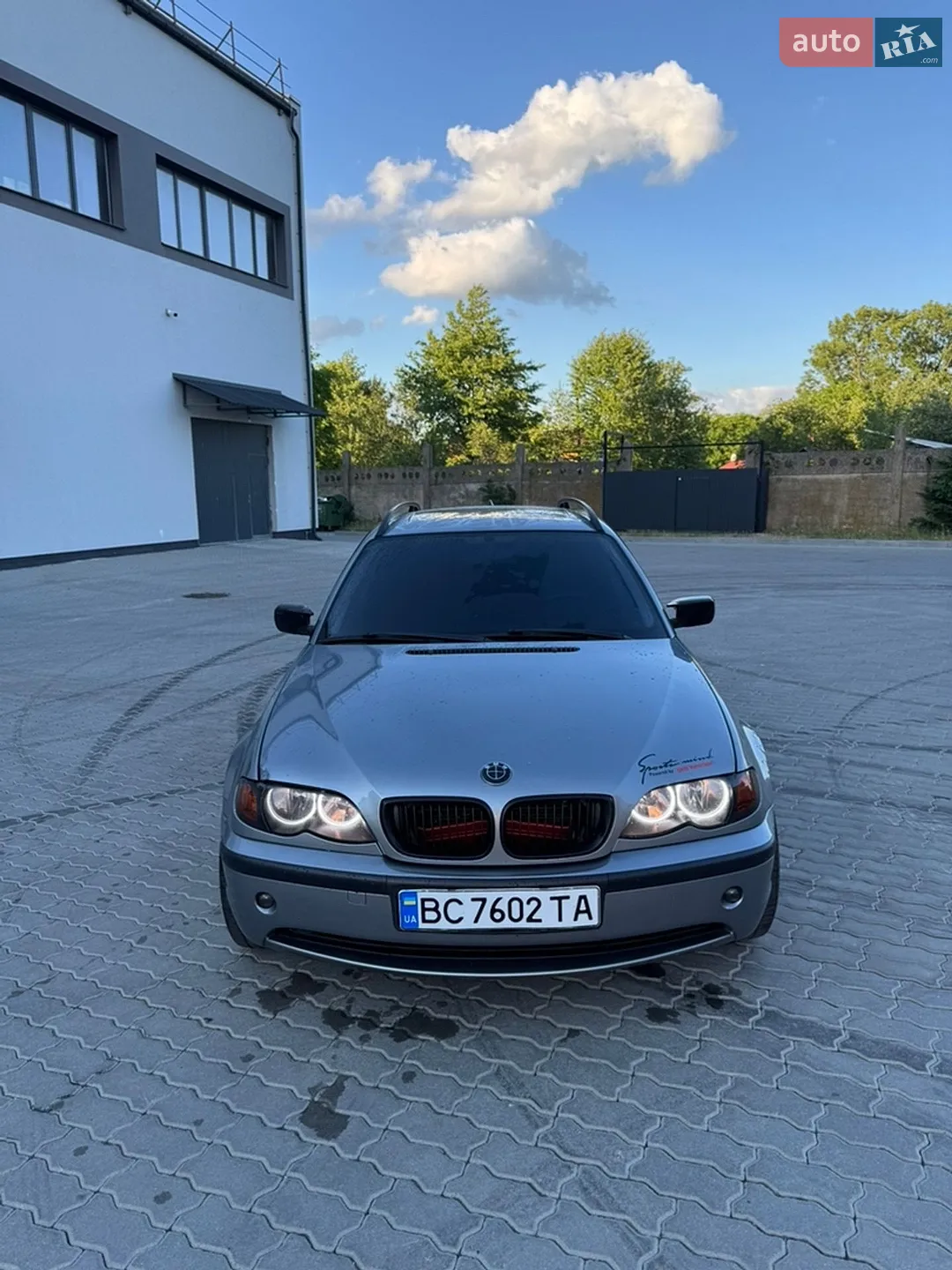 BMW 3 Series, 2003