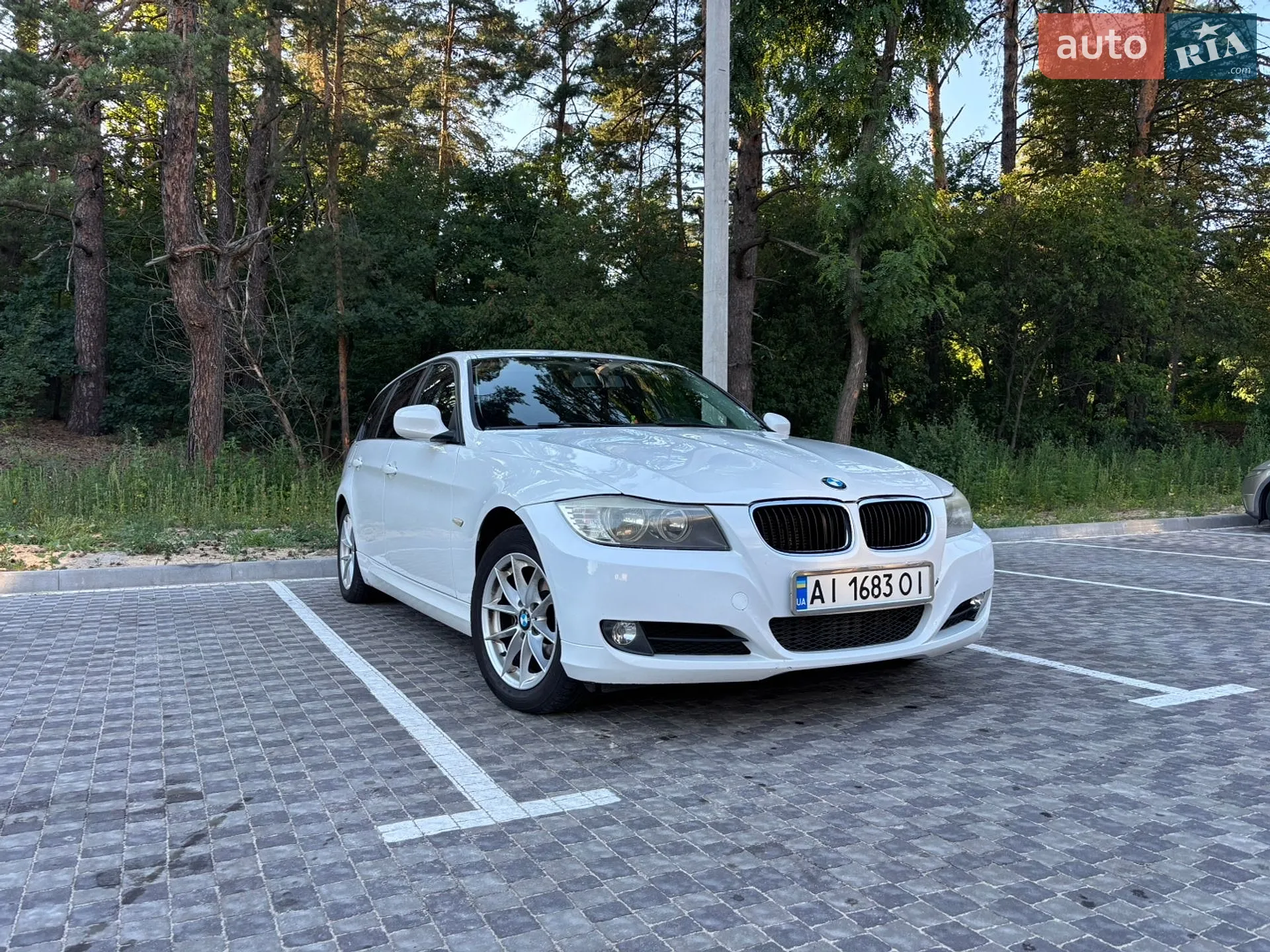 BMW 3 Series, 2011