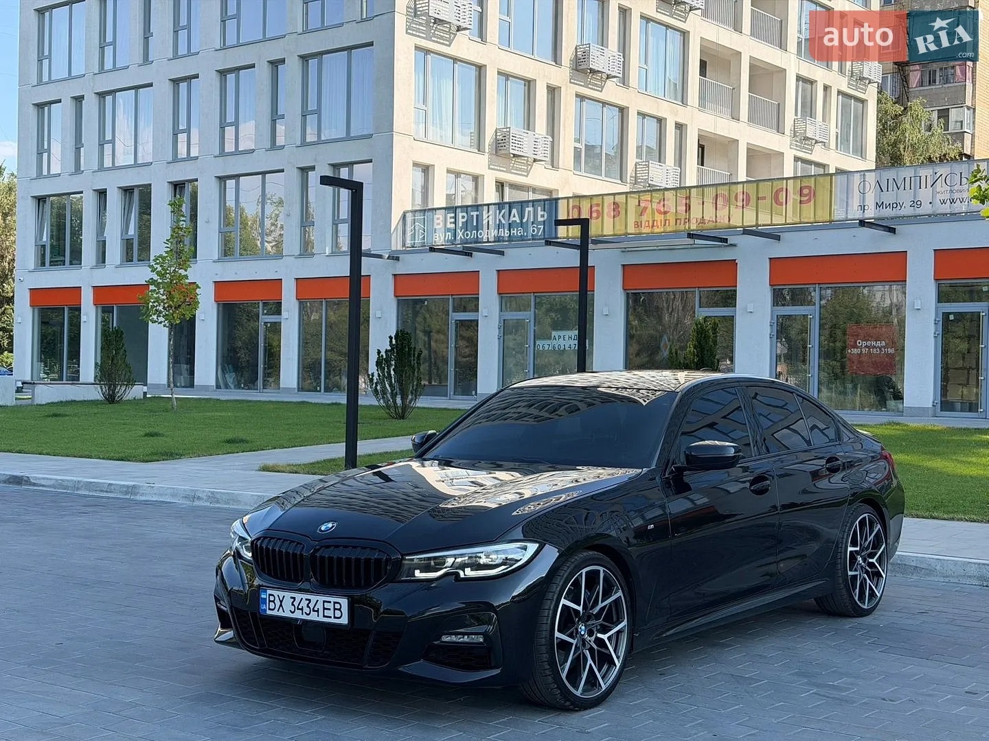 BMW 3 Series, 2019
