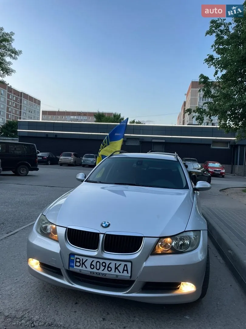 BMW 3 Series, 2005