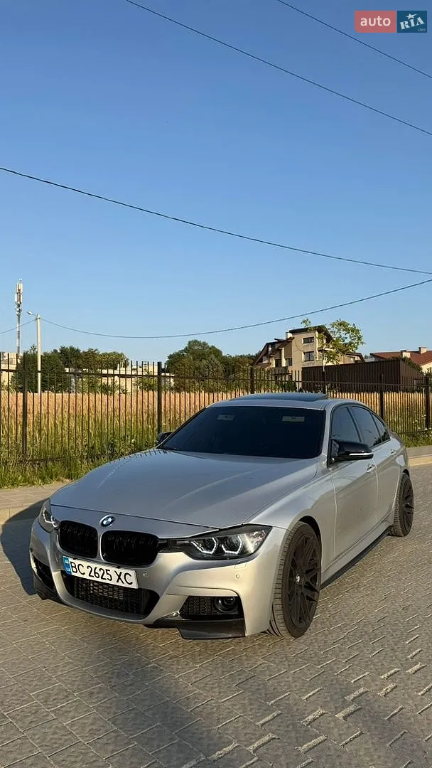 BMW 3 Series, 2012