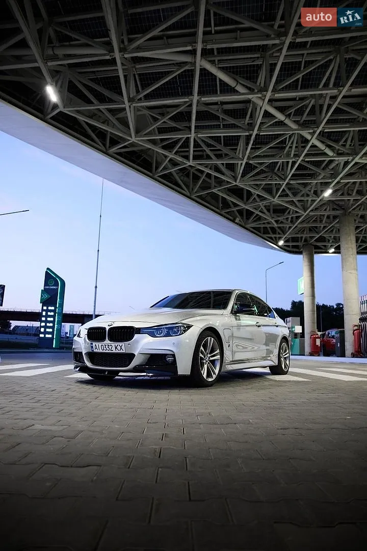 BMW 3 Series, 2016