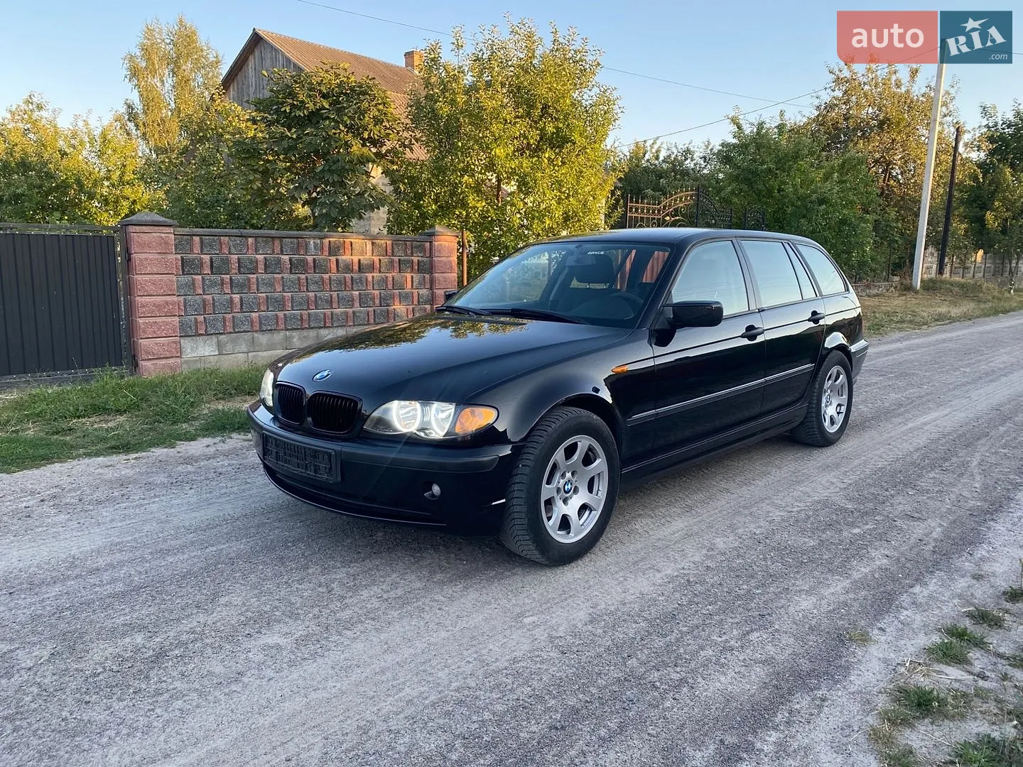 BMW 3 Series, 2005