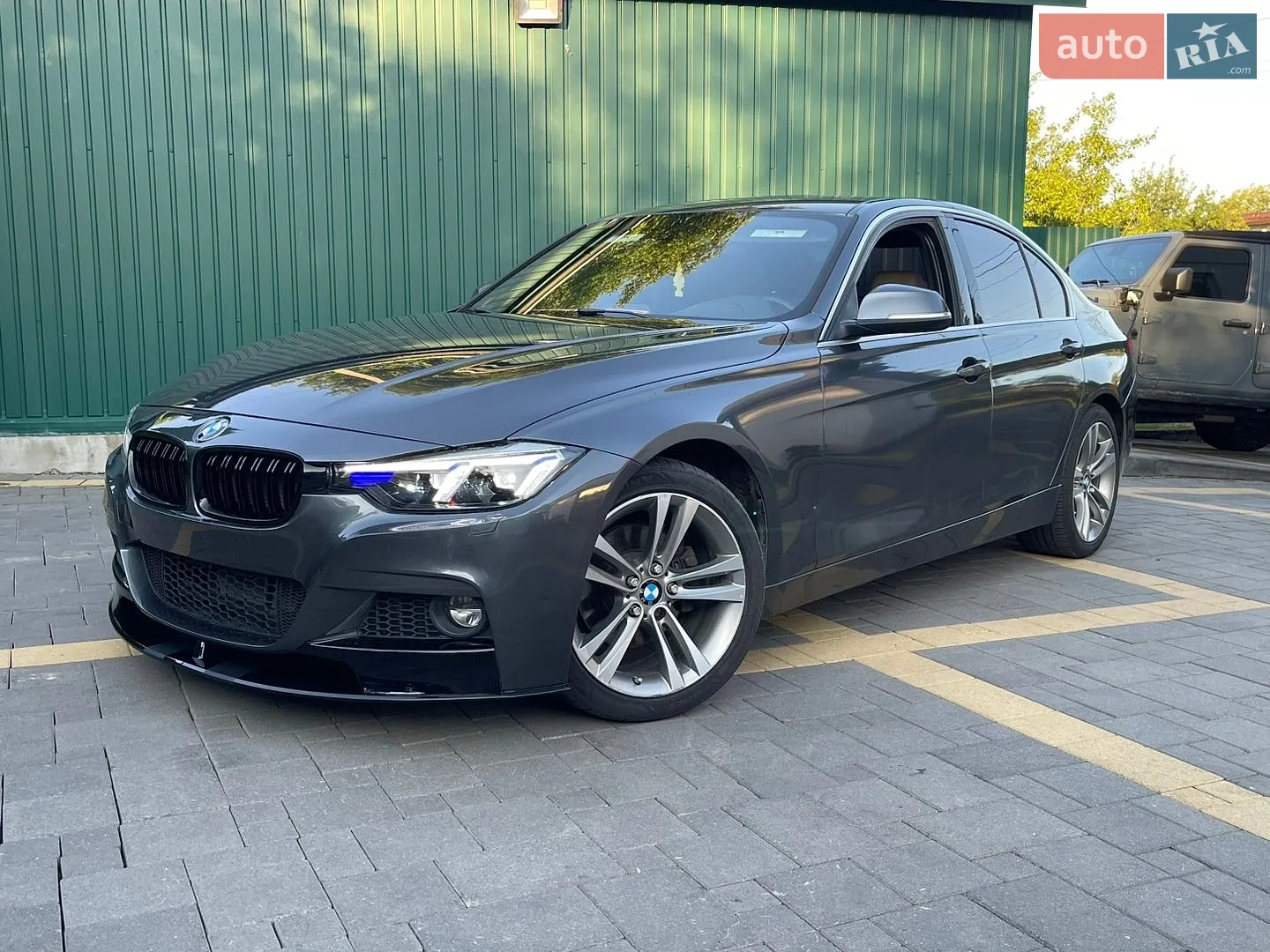 BMW 3 Series, 2016