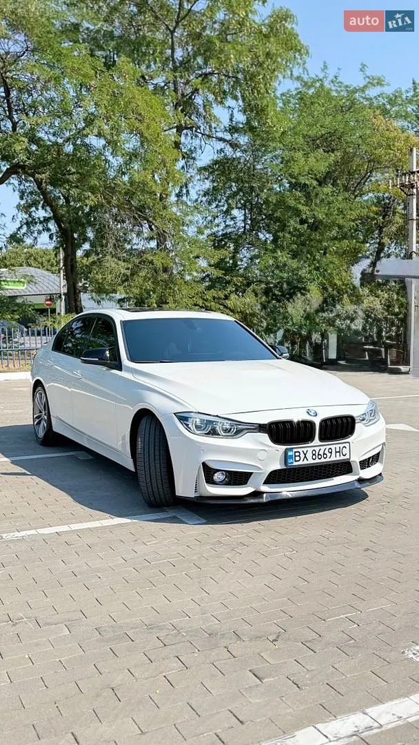 BMW 3 Series, 2016