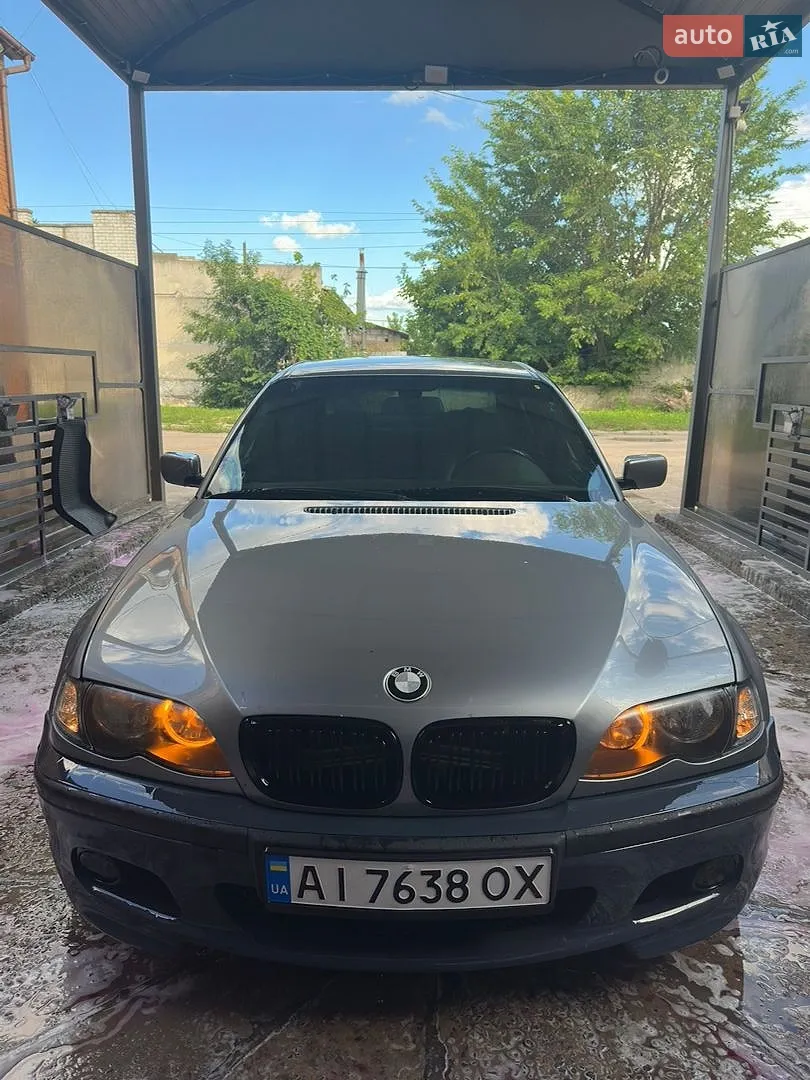 BMW 3 Series, 2003
