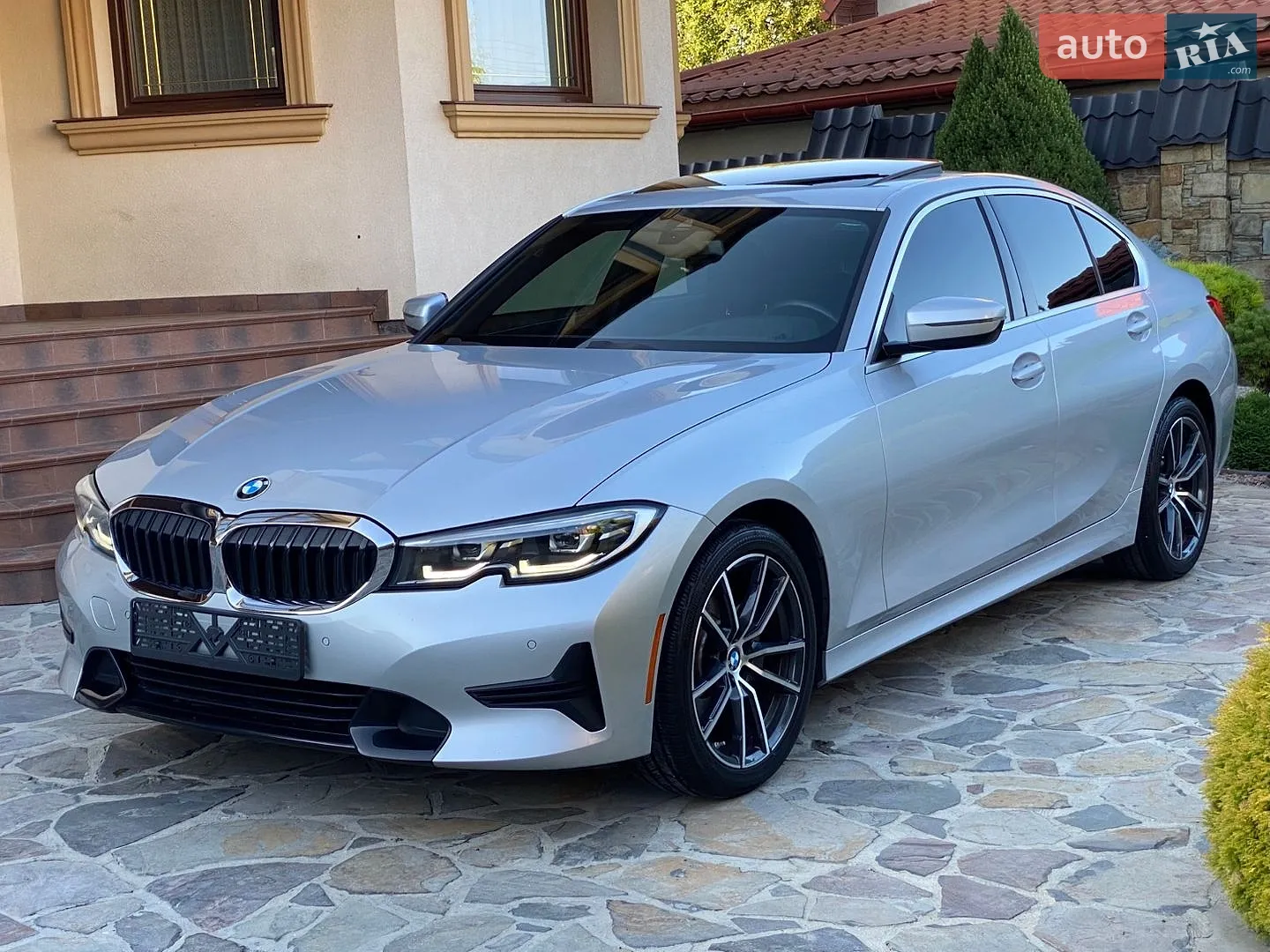 BMW 3 Series, 2019