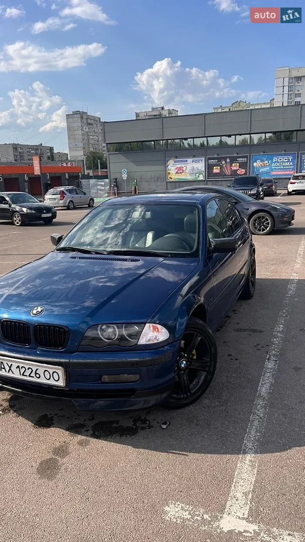 BMW 3 Series, 2001