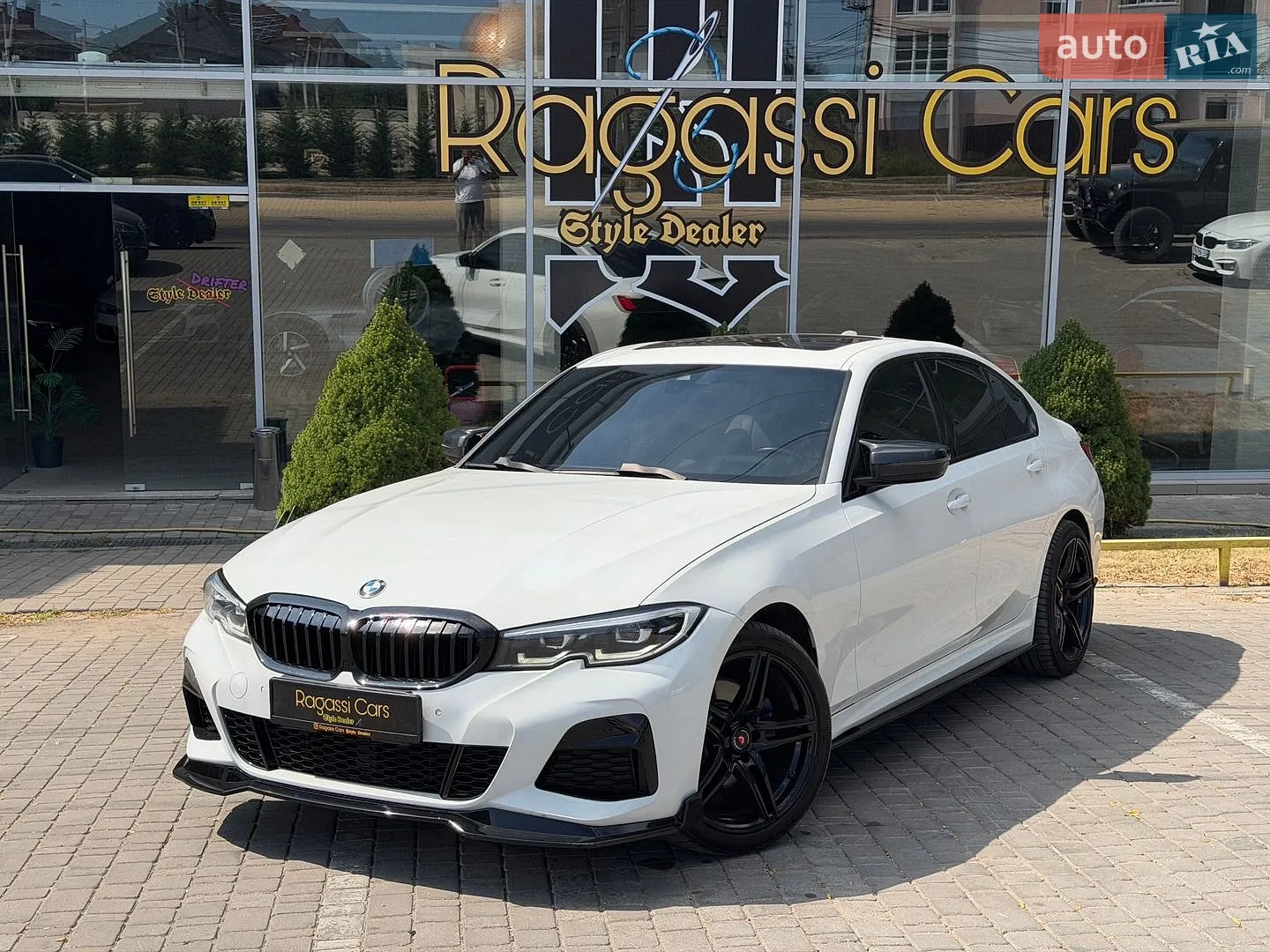 BMW 3 Series, 2019