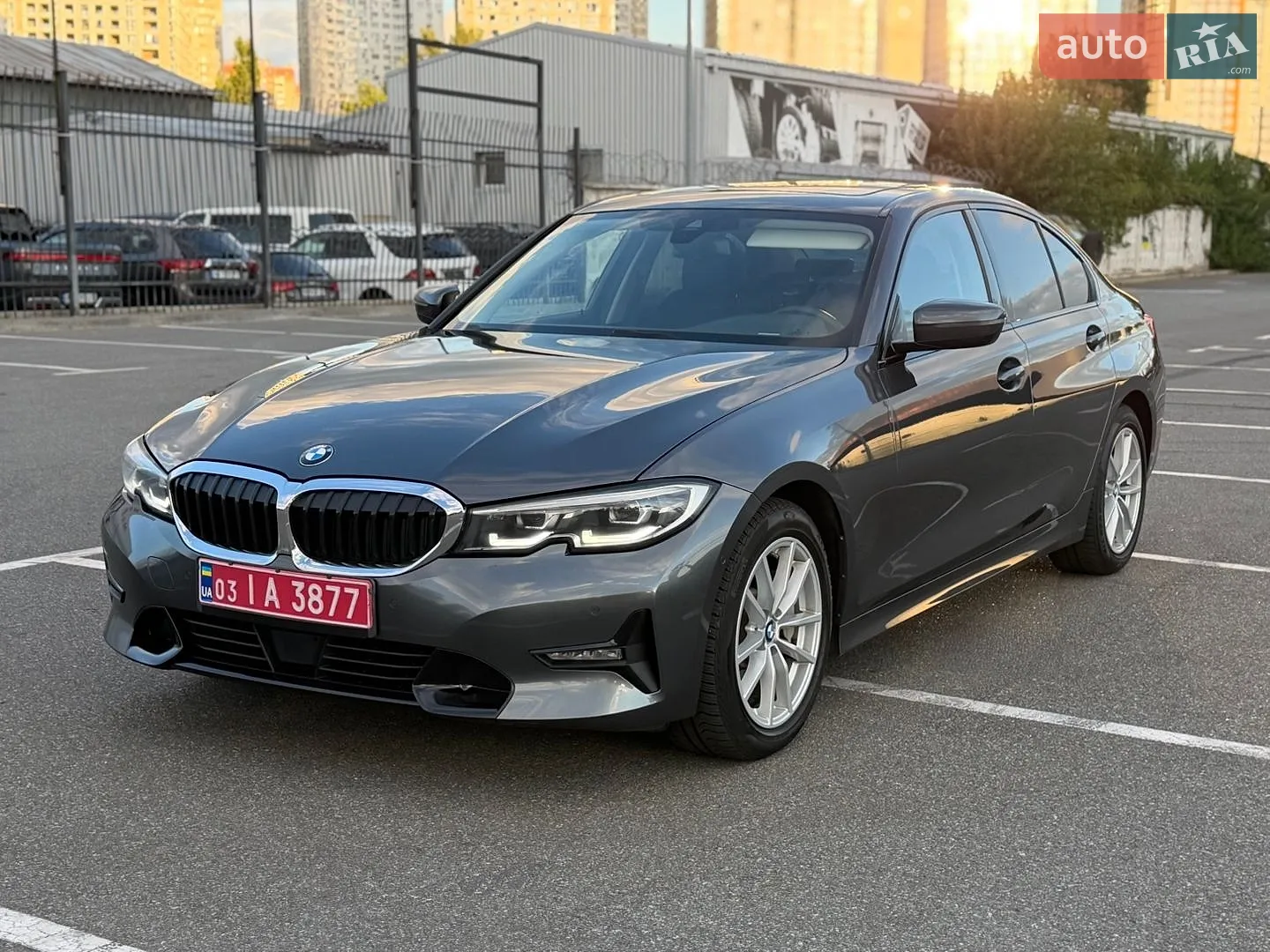 BMW 3 Series, 2019