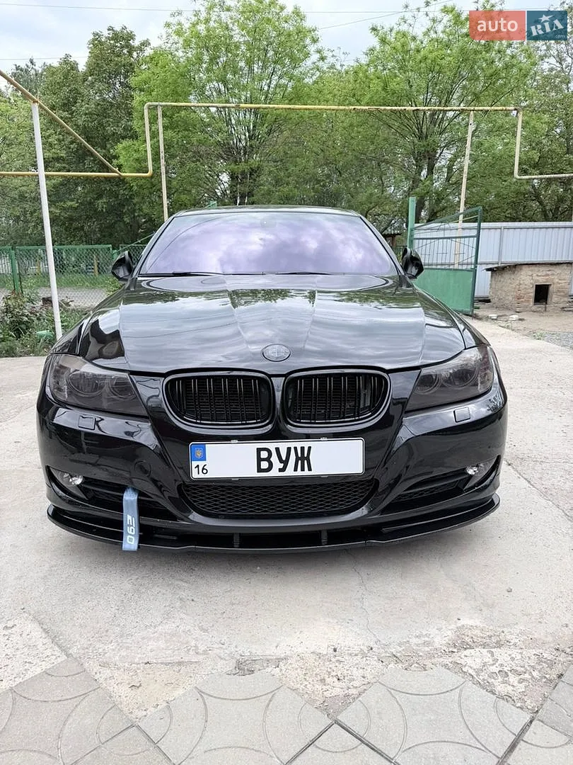 BMW 3 Series, 2011