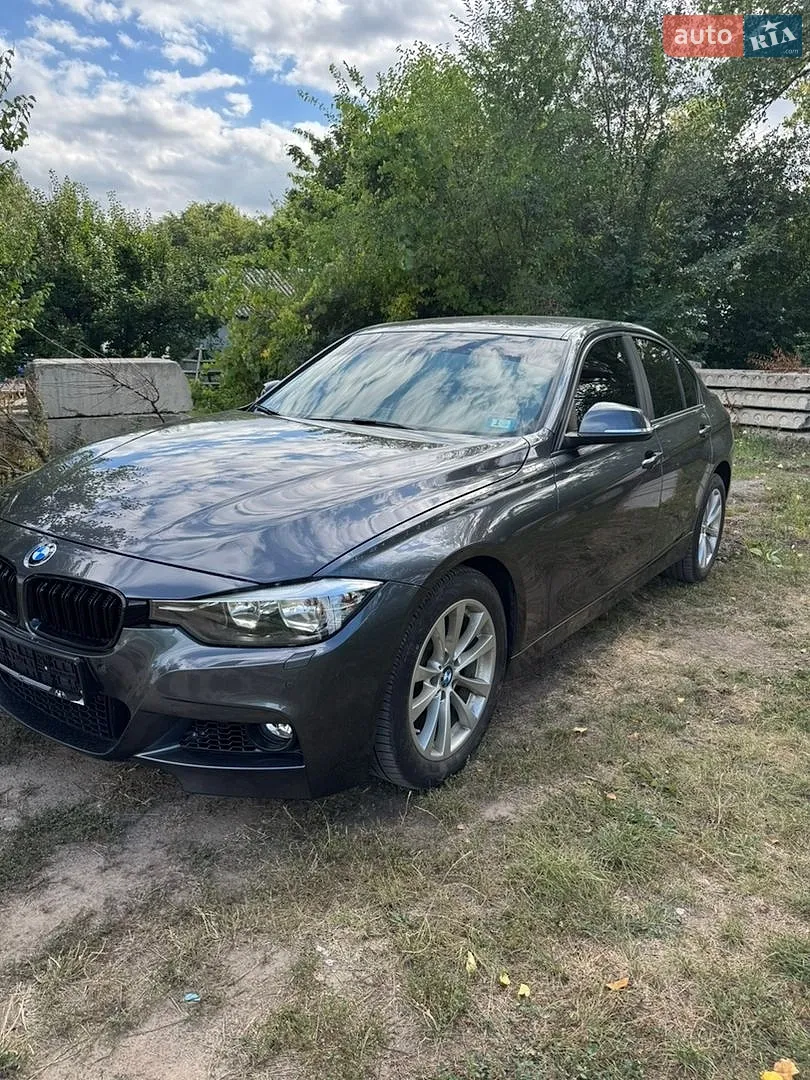BMW 3 Series, 2016