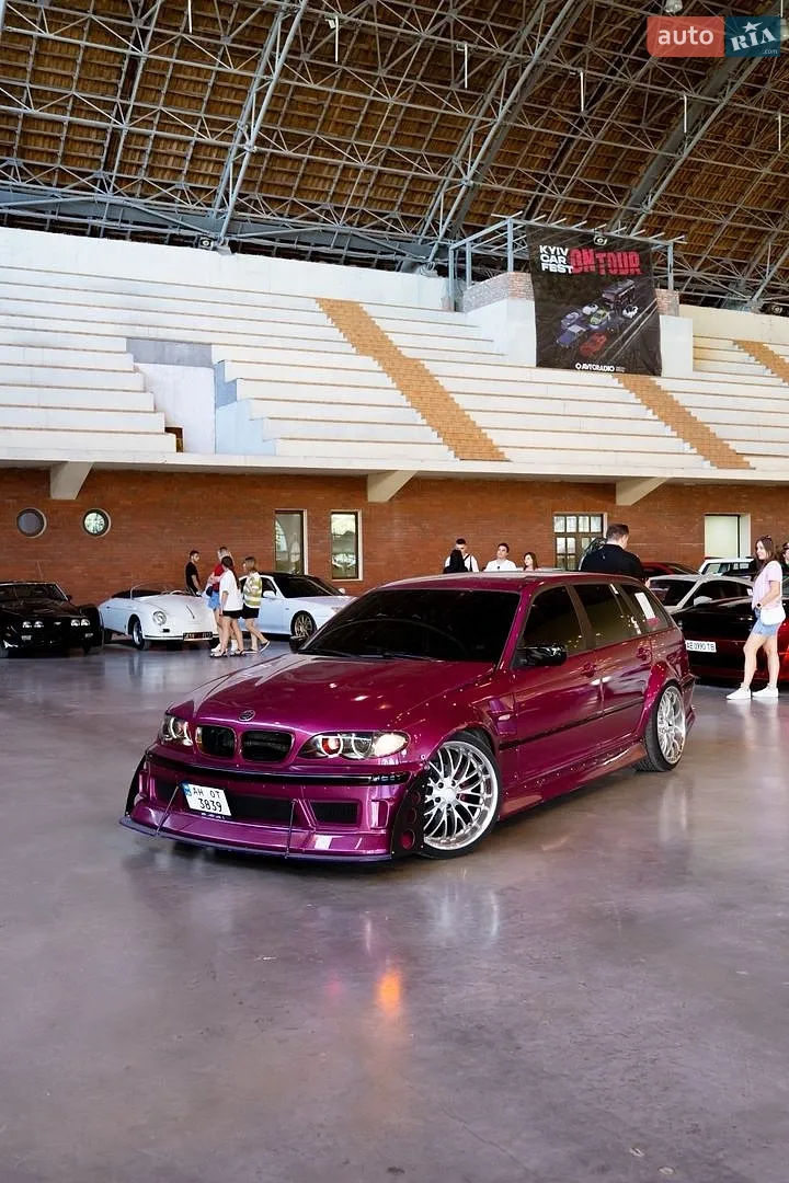 BMW 3 Series, 2004