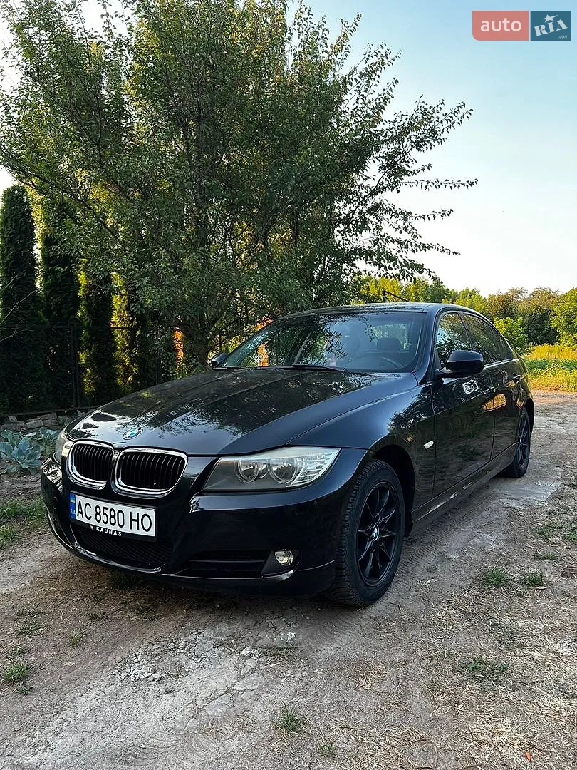 BMW 3 Series, 2009
